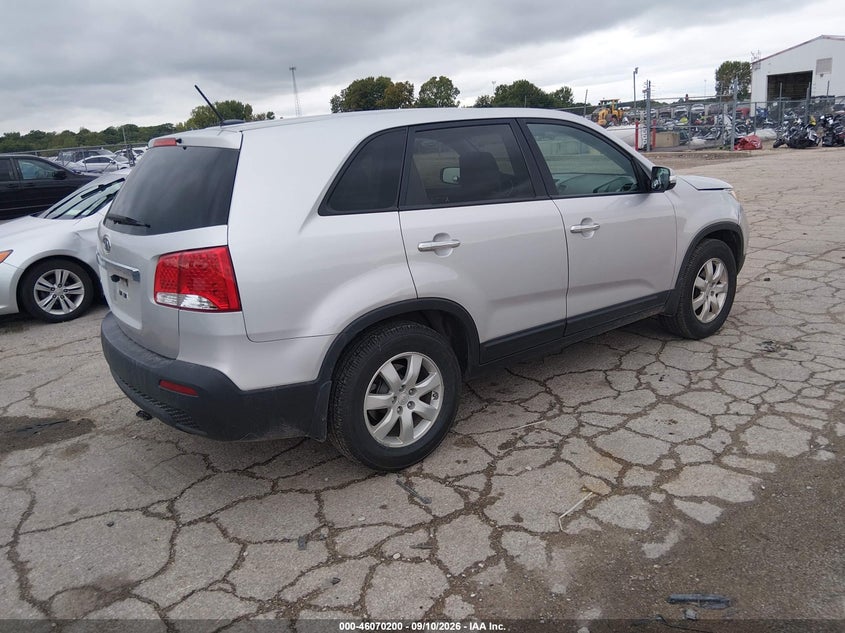 2012 KIA SORENTO auction photo 4