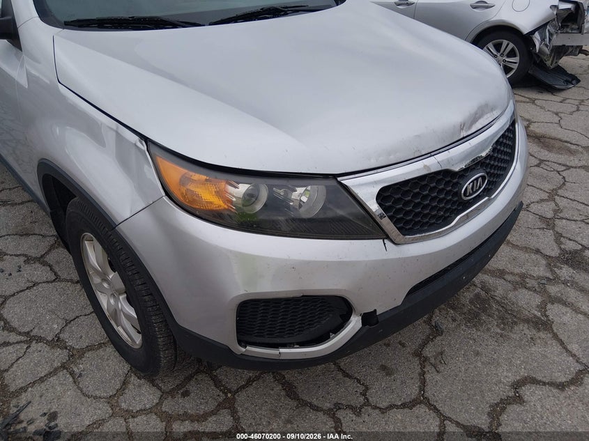 2012 KIA SORENTO auction photo 6