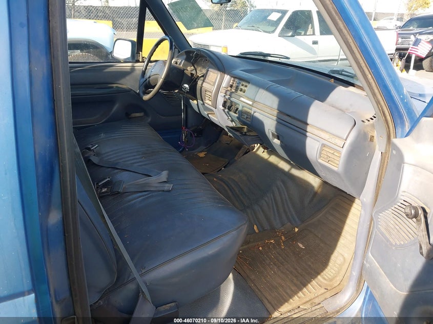 1993 FORD F150 auction photo 5