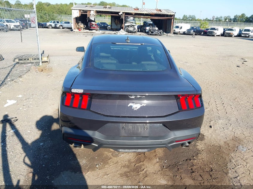FORD MUSTANG - zdjęcie 16