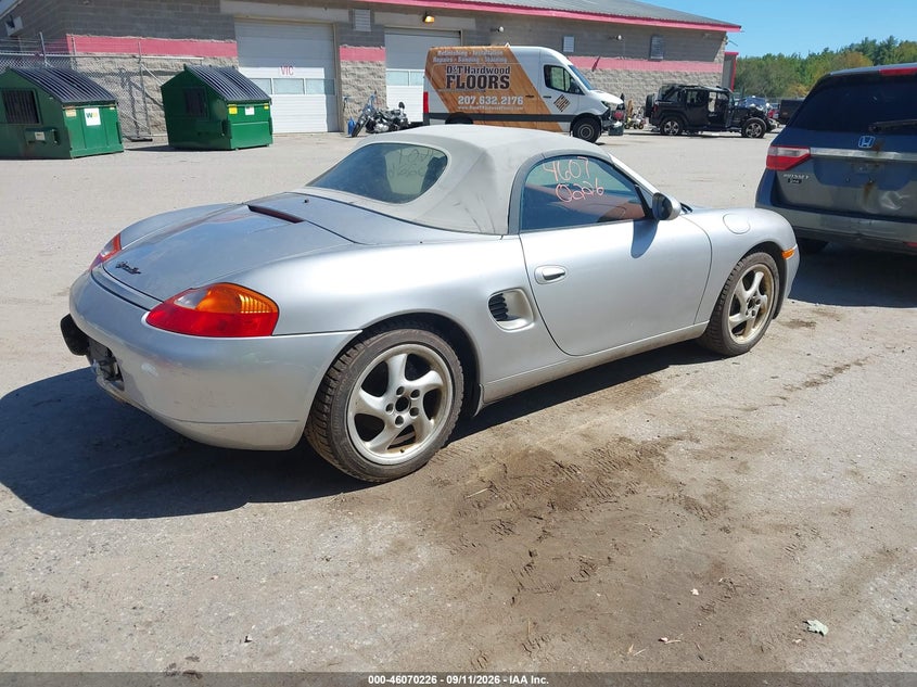 1999 PORSCHE BOXSTER auction photo 4