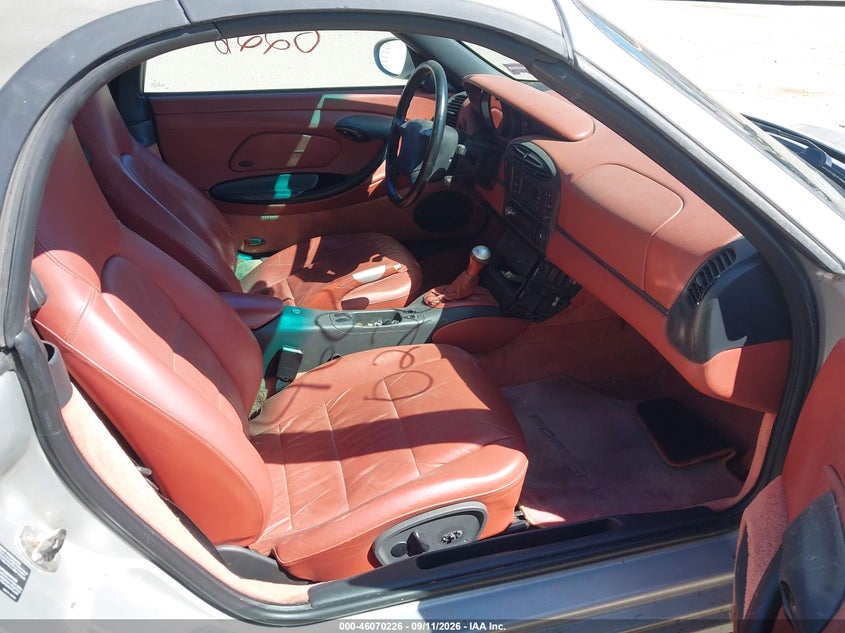 1999 PORSCHE BOXSTER auction photo 5