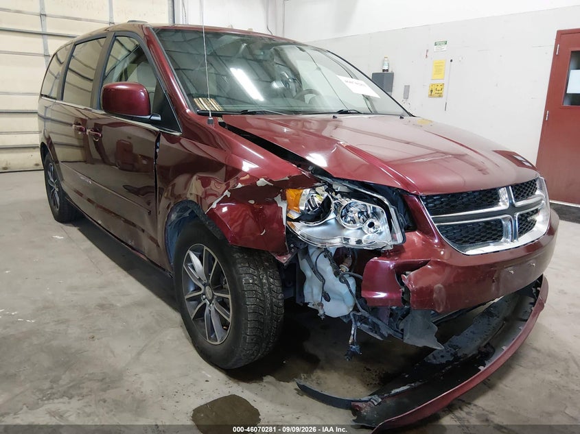 Vin: 2c4rdgcg7hr696113, lot: 46569816, dodge grand caravan sxt 2017 img_1