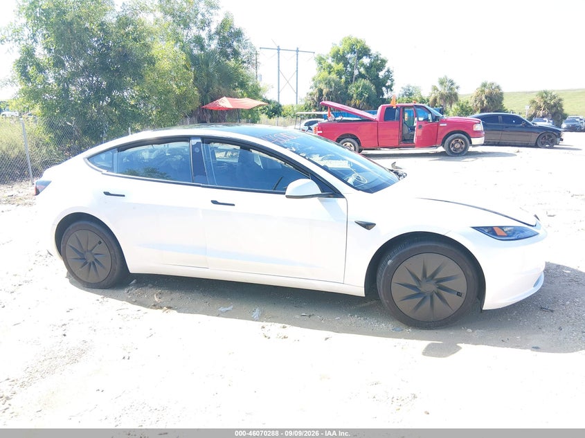 TESLA MODEL 3 2025 VIN 5YJ3E1EA2SF117122