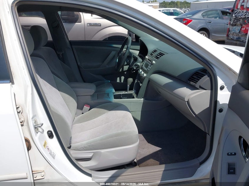 2010 TOYOTA CAMRY auction photo 5