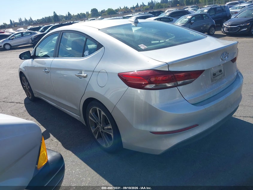 2017 HYUNDAI ELANTRA auction photo 3