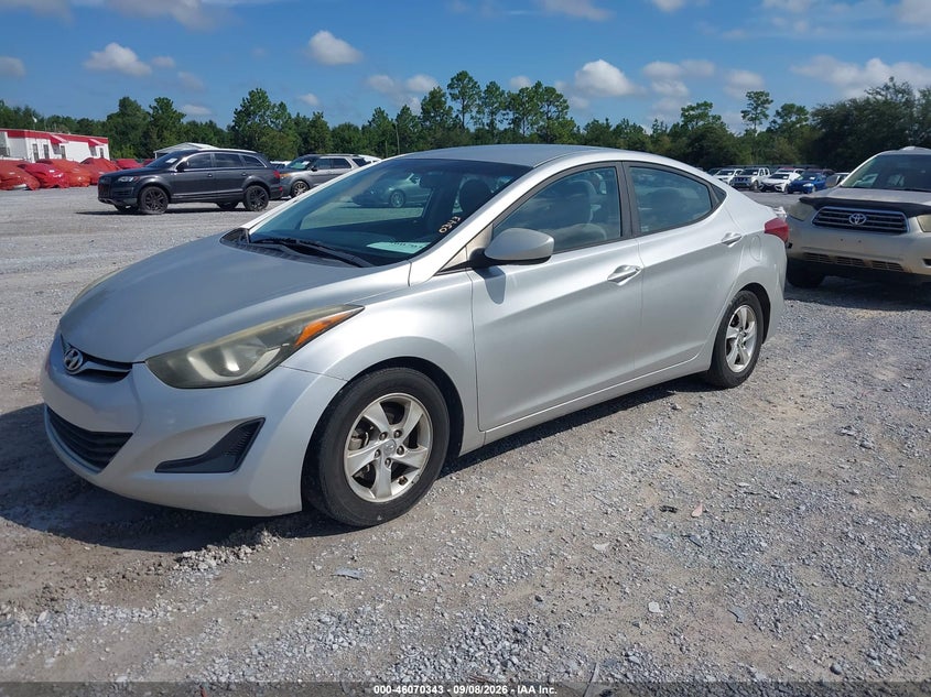 2015 HYUNDAI ELANTRA auction photo 2