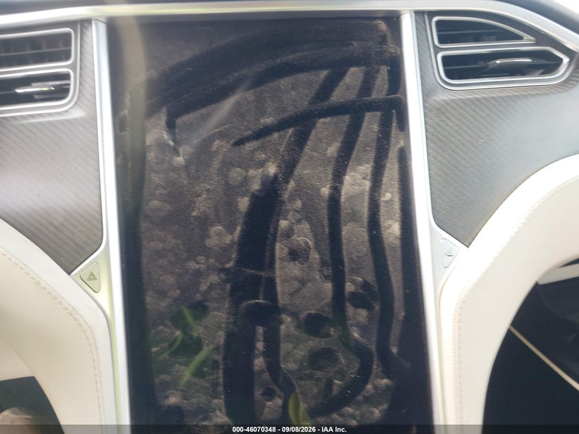 TESLA MODEL X 2017 VIN 5YJXCAE21HF064194