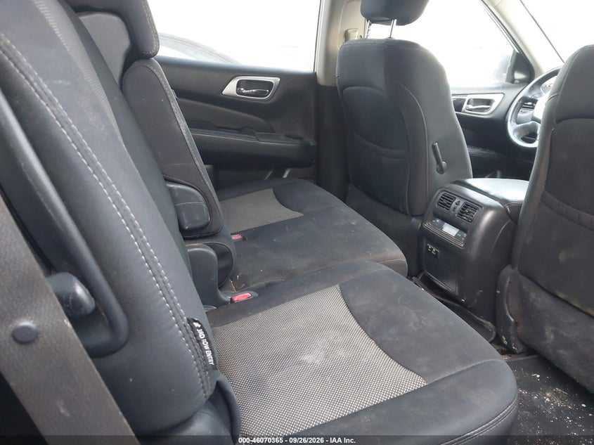 Фото 8 - NISSAN PATHFINDER