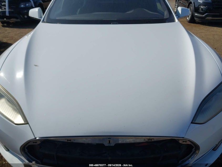TESLA MODEL S 2015 VIN 5YJSA1H28FFP78218