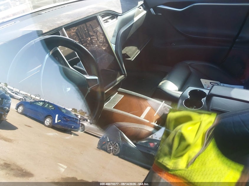 TESLA MODEL S 2015 VIN 5YJSA1H28FFP78218