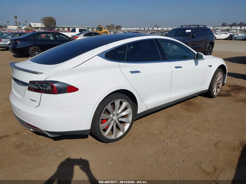 TESLA MODEL S 2015 VIN 5YJSA1H28FFP78218