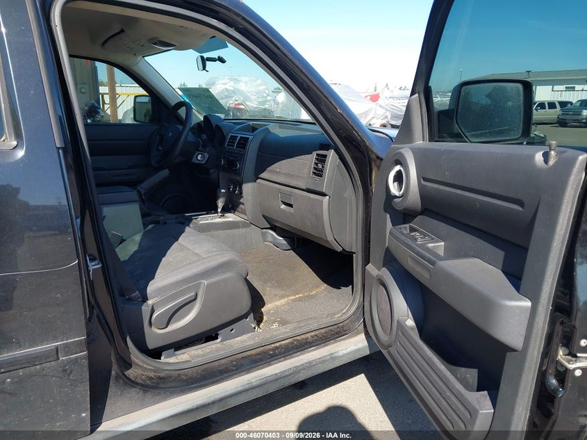 2011 DODGE NITRO auction photo 5