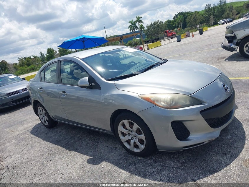 MAZDA MAZDA3 2013 VIN JM1BL1TF4D1788688