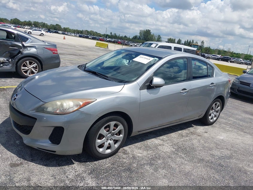 MAZDA MAZDA3 2013 VIN JM1BL1TF4D1788688