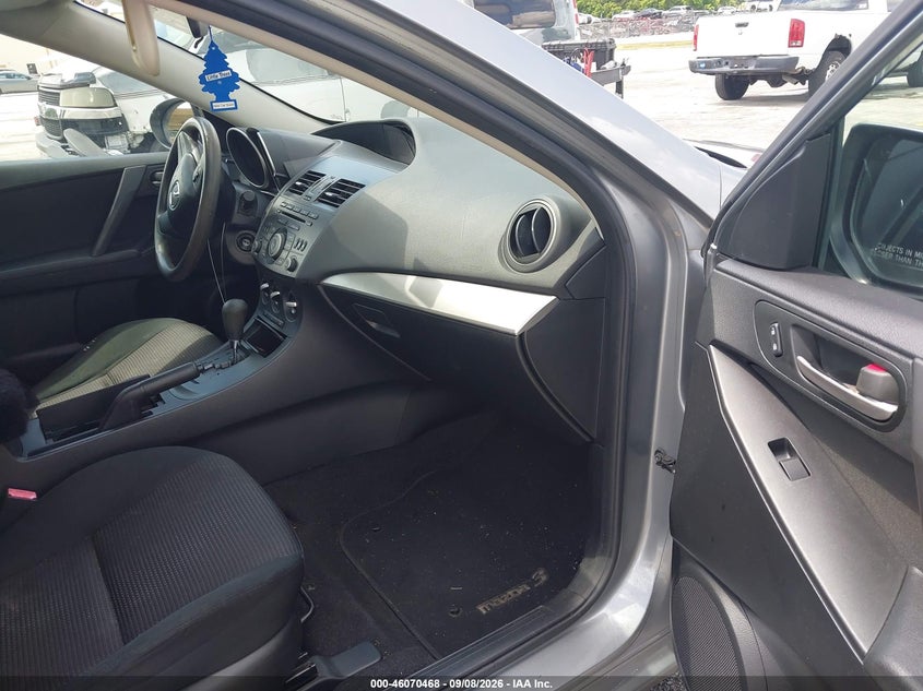 2013 MAZDA MAZDA3 auction photo 5