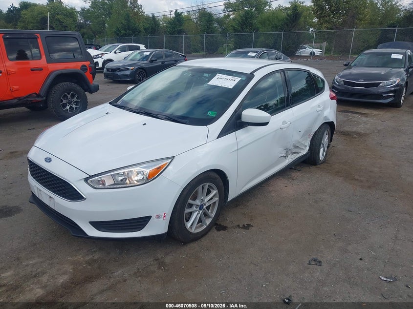 Vin: 1fadp3k26jl238891, lot: 46570043, ford focus se 20182