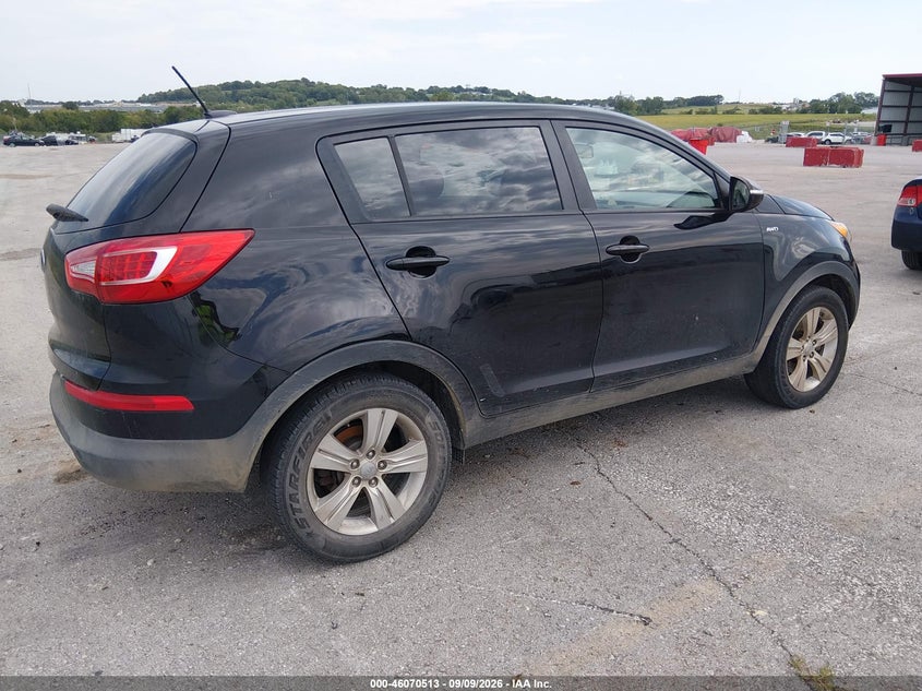 2013 KIA SPORTAGE auction photo 4
