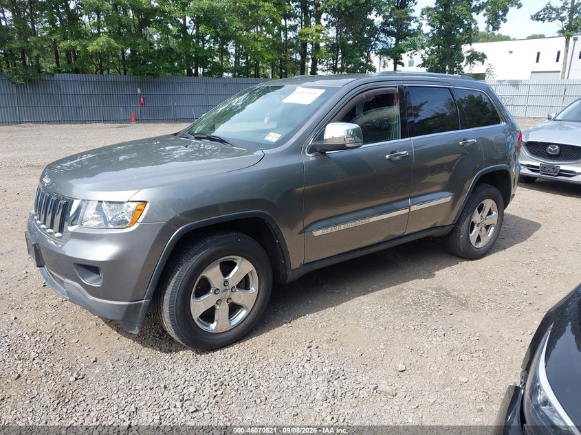 2013 JEEP GRAND CHEROKEE auction photo 2