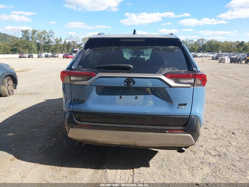 TOYOTA RAV4 - zdjęcie 17