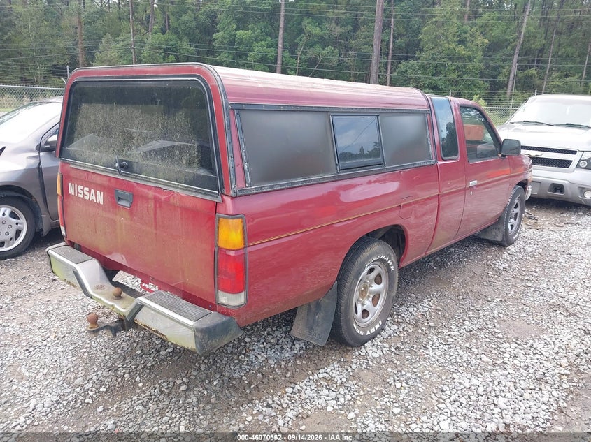 1992 NISSAN TRUCK