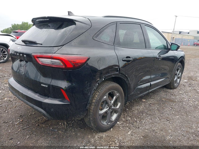 Vin: 1fmcu9nz9pua67238, lot: 46570100, ford escape st-line select 20234