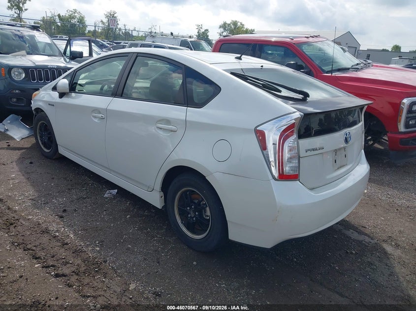 Vin: jtdkn3du6e1797333, lot: 46570102, toyota prius two 20143