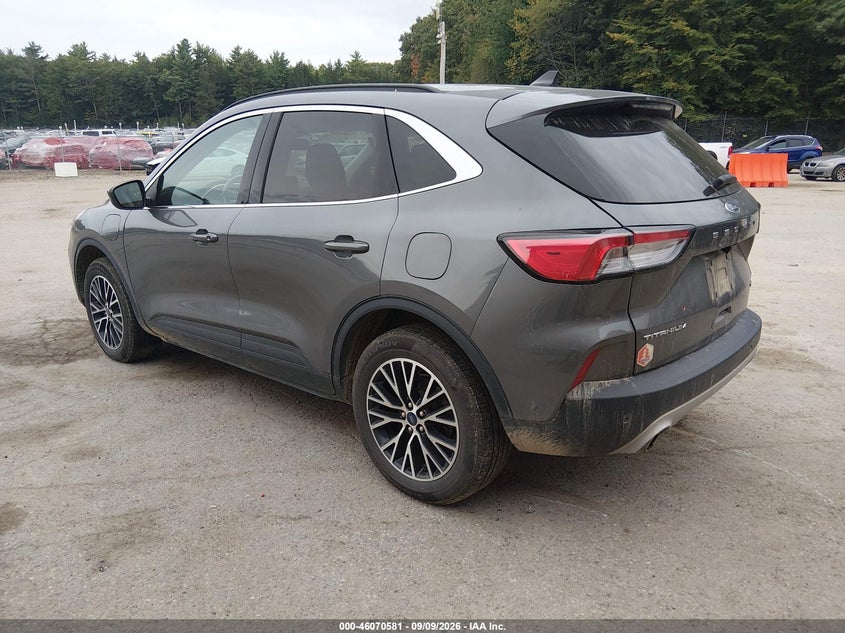 Vin: 1fmcu0lz0mua67025, lot: 46570116, ford escape titanium plug-in hybrid 20213