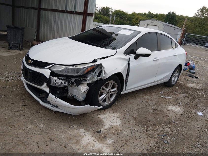 Vin: 1g1be5sm0h7229698, lot: 46570129, chevrolet cruze lt auto 20172
