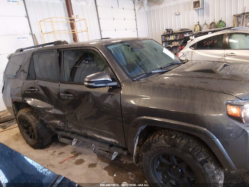 TOYOTA 4RUNNER - zdjęcie 13
