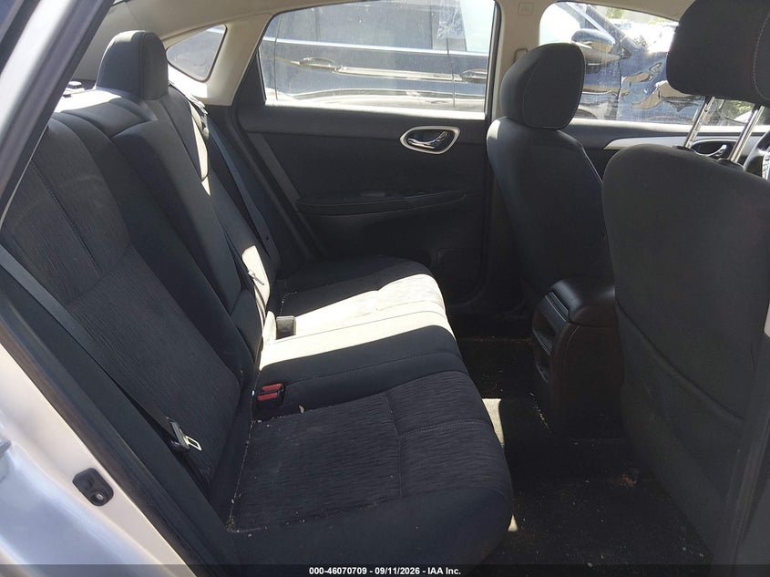 2015 NISSAN SENTRA auction photo 8