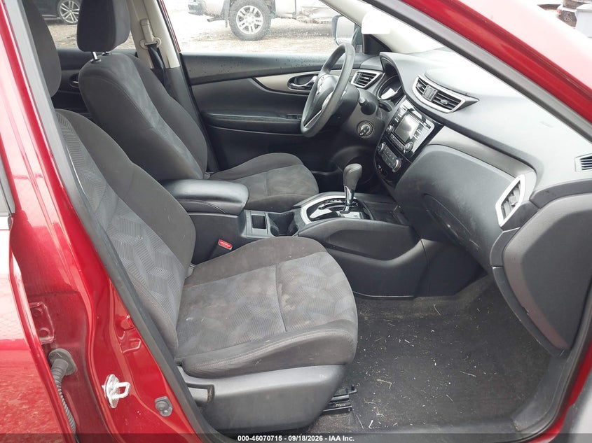 2016 NISSAN ROGUE auction photo 5