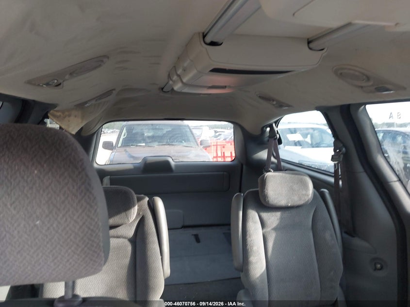 2005 DODGE GRAND CARAVAN auction photo 8