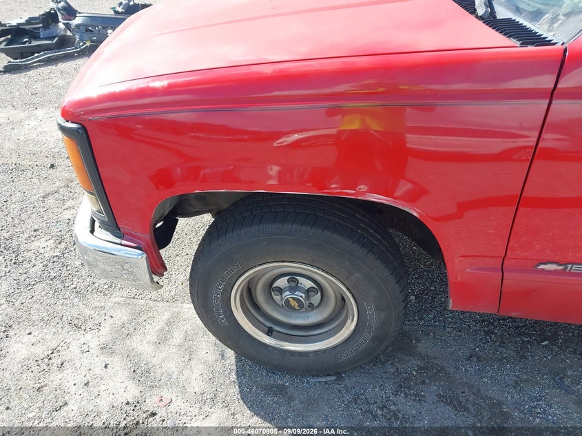 1998 CHEVROLET C1500 auction photo 6