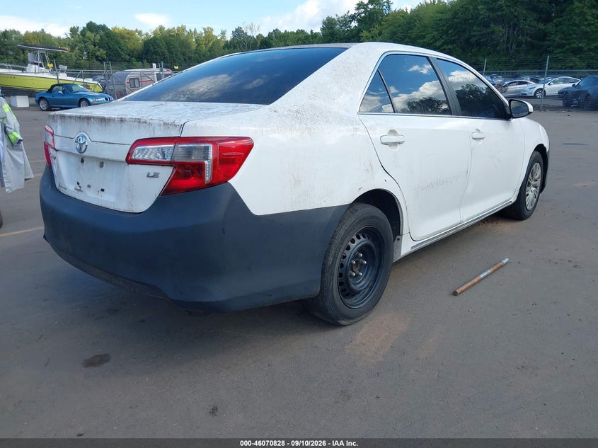 2014 TOYOTA CAMRY auction photo 4
