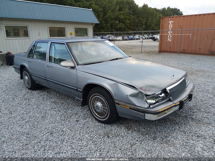 Фото 1 - BUICK LESABRE