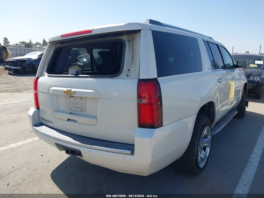 CHEVROLET SUBURBAN 1500 - zdjęcie 4
