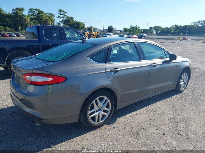 Vin: 1fa6p0hd4e5384992, lot: 46570443, ford fusion se 20144
