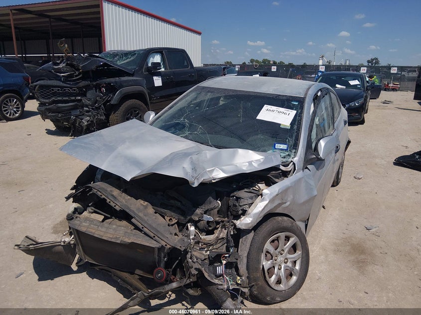 Vin: kmhct4ae4cu055727, lot: 46570496, hyundai accent gls 20122
