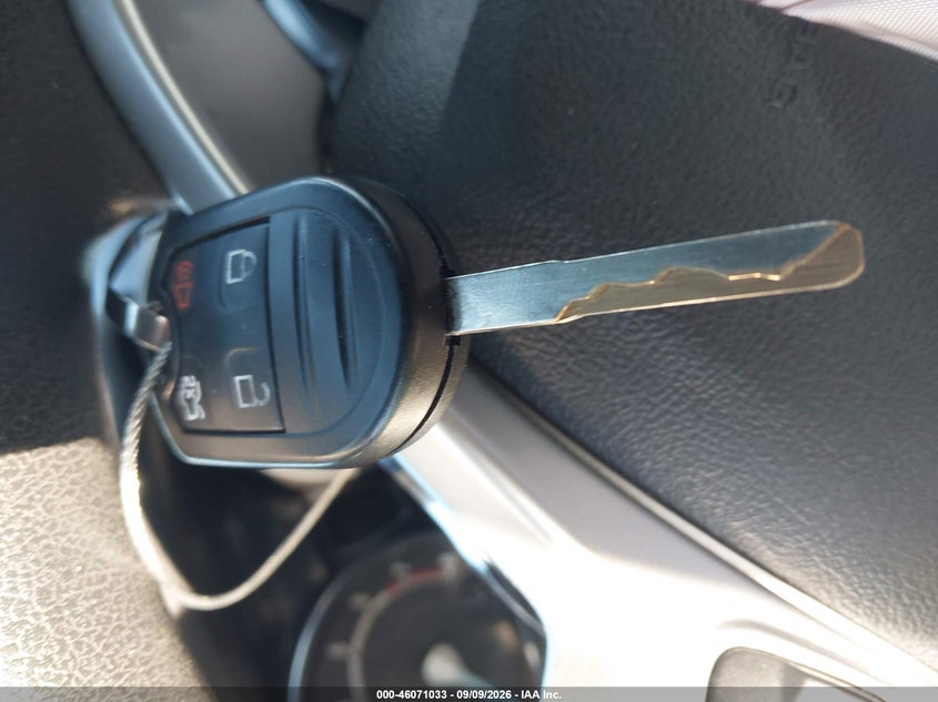 2019 FORD FIESTA SE · Фото 11
