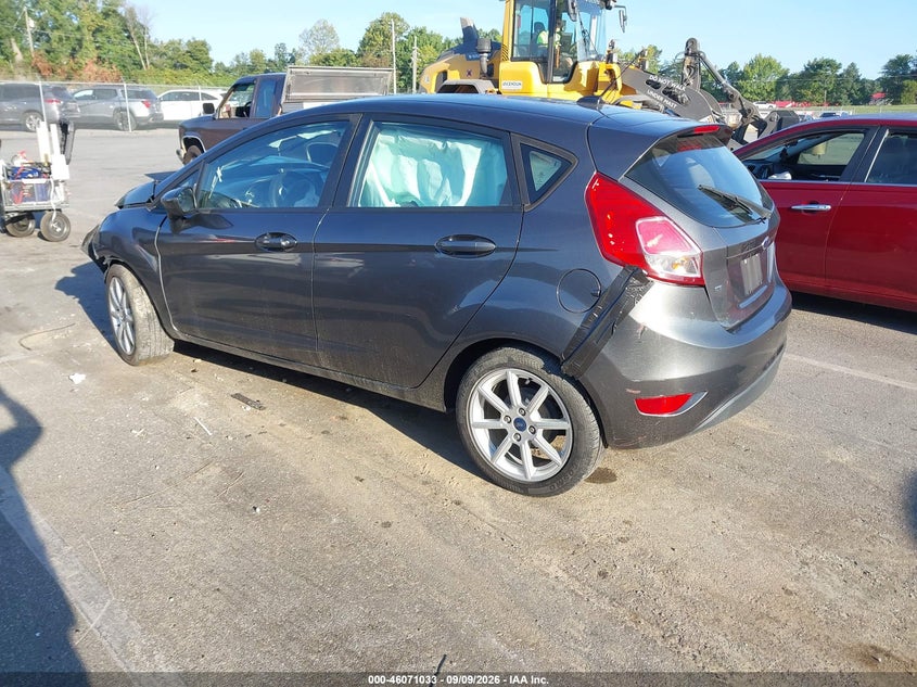 2019 FORD FIESTA SE · Фото 3