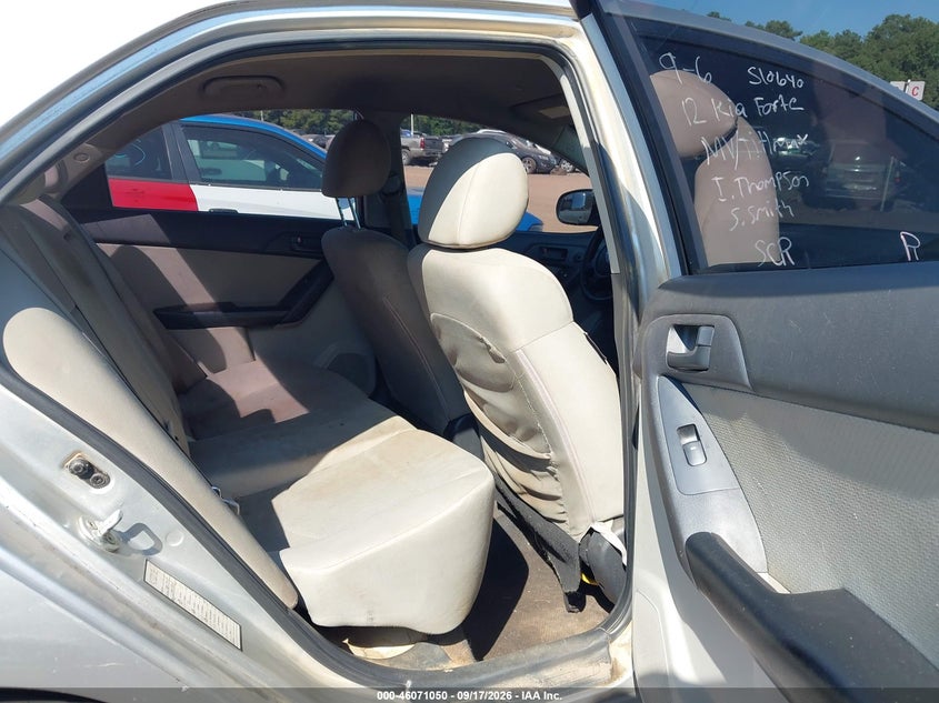 2012 KIA FORTE auction photo 8
