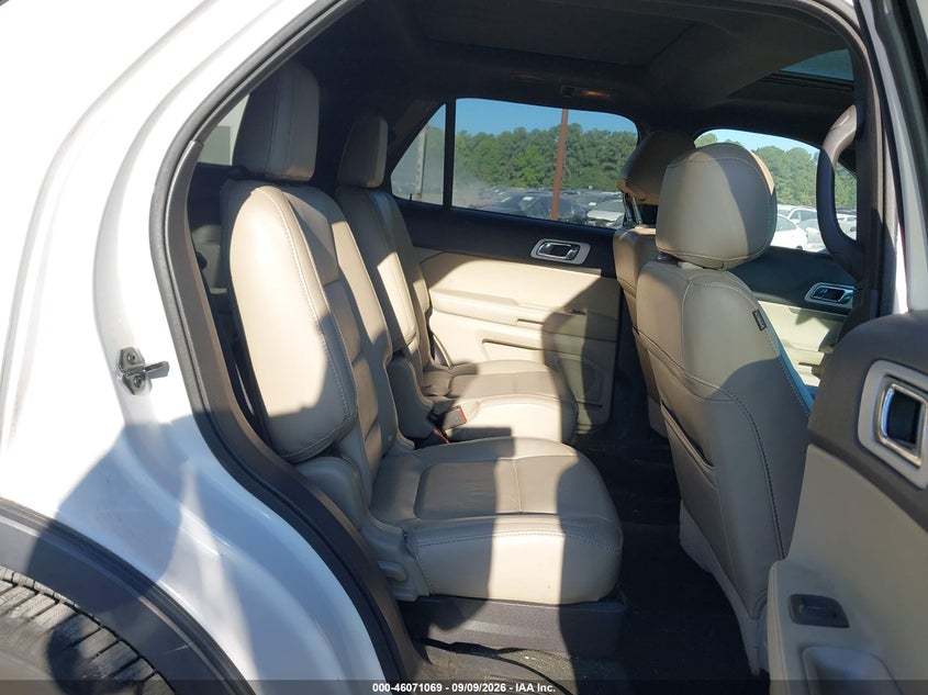 2014 FORD EXPLORER auction photo 8