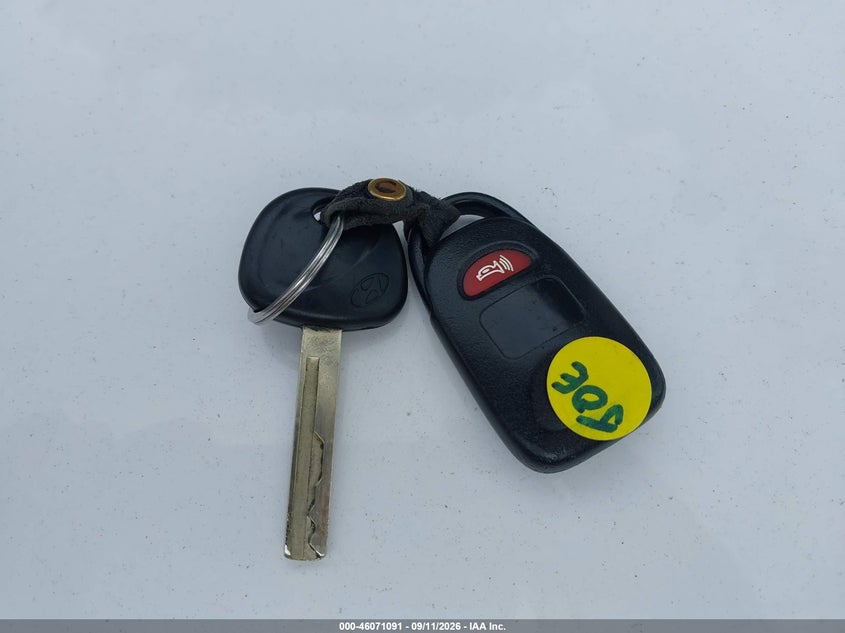 HYUNDAI ELANTRA GT 2014 VIN KMHD35LH4EU211155