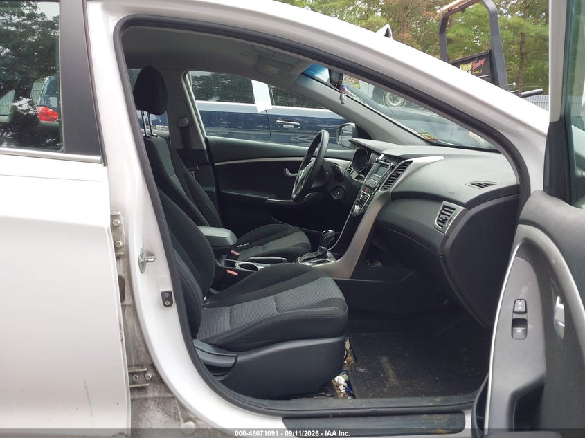 HYUNDAI ELANTRA GT 2014 VIN KMHD35LH4EU211155