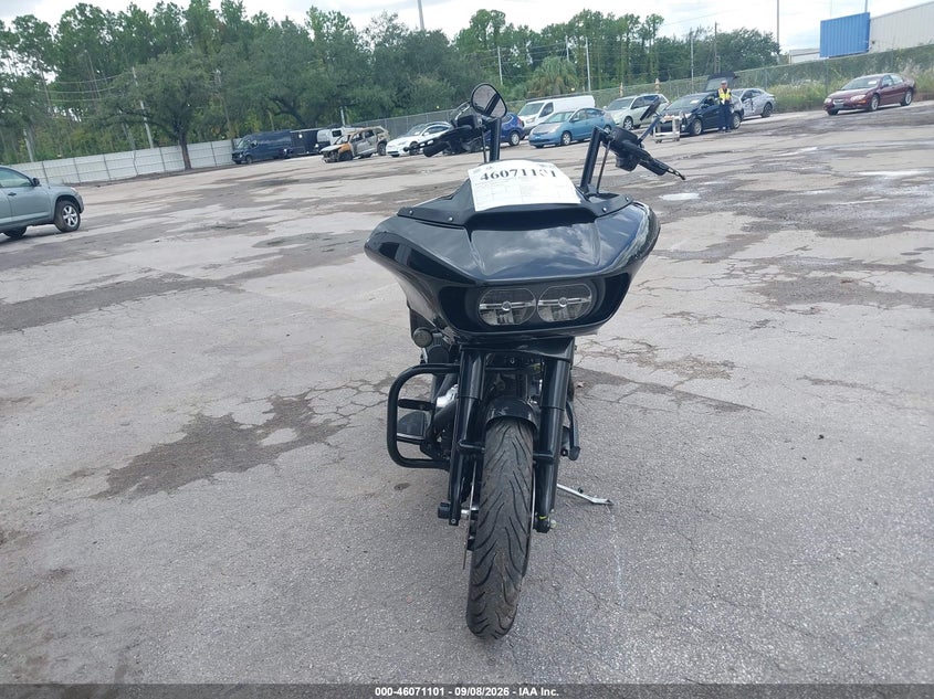 HARLEY-DAVIDSON FLTRXS 2016