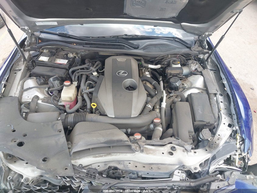 LEXUS RC 200T - zdjęcie 10
