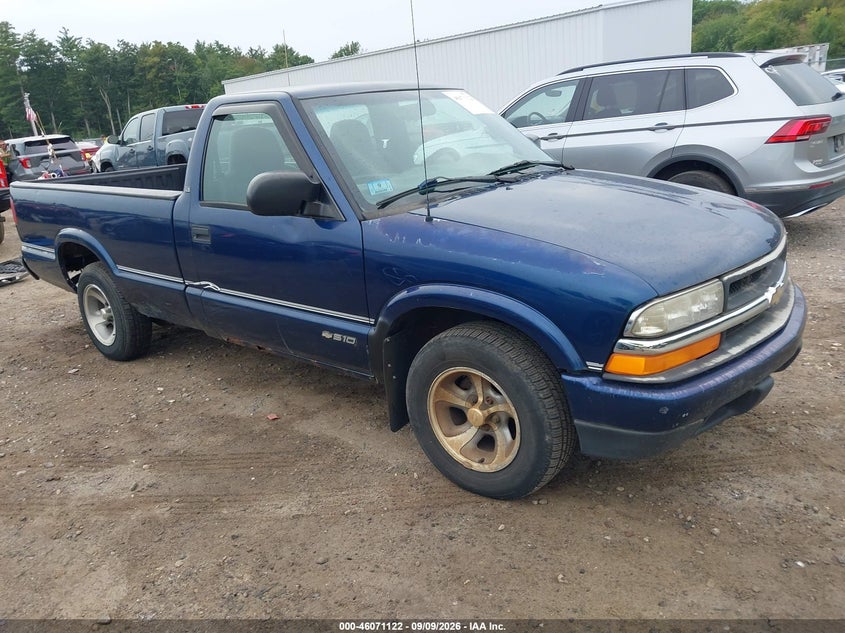1999 CHEVROLET S-10 — zdjęcie z aukcji