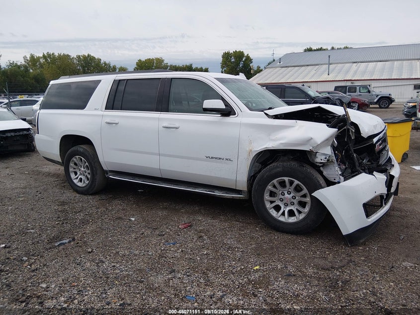 GMC YUKON XL - zdjęcie 13