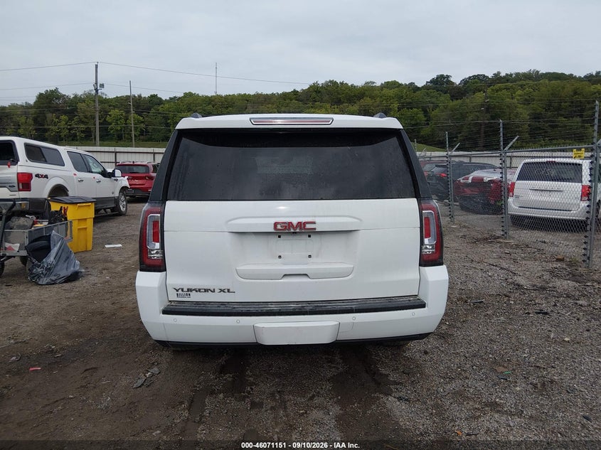 GMC YUKON XL - zdjęcie 16